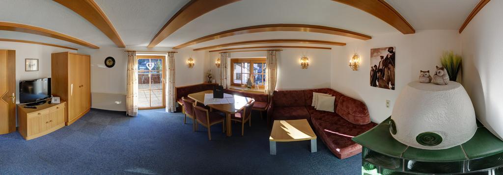 Haus Morgensonne Bed & Breakfast Sankt Anton am Arlberg Exterior photo