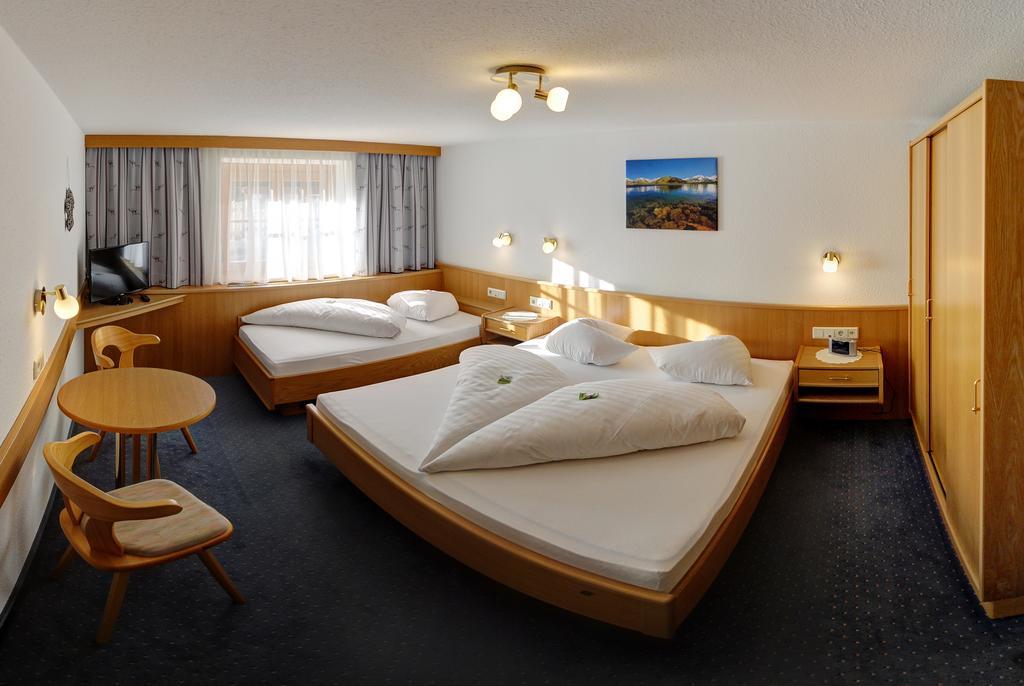 Haus Morgensonne Bed & Breakfast Sankt Anton am Arlberg Exterior photo