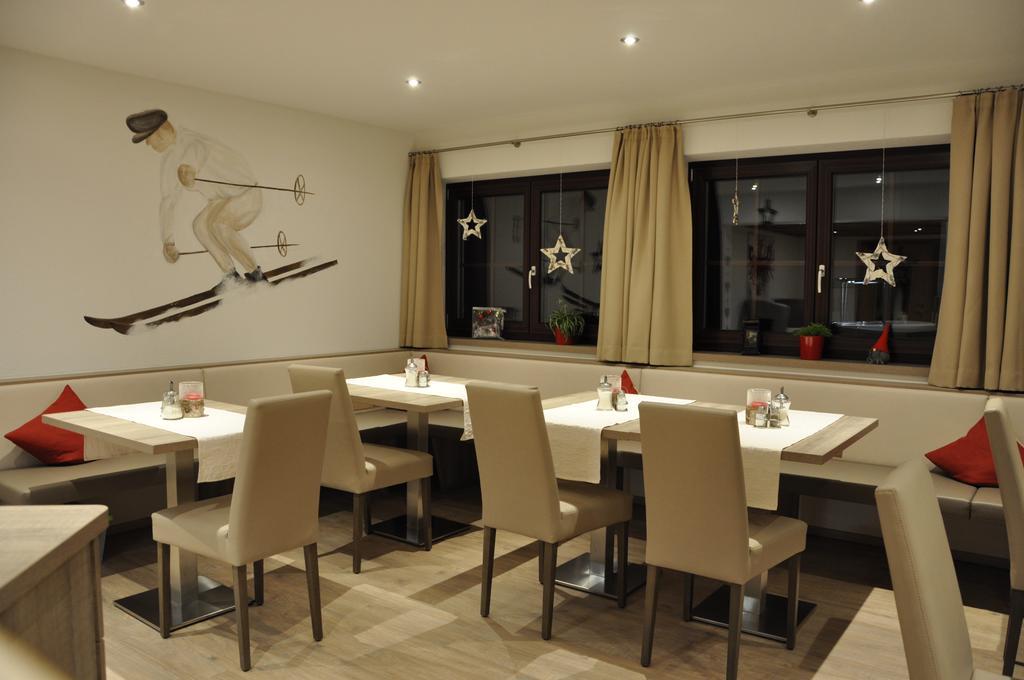 Haus Morgensonne Bed & Breakfast Sankt Anton am Arlberg Exterior photo